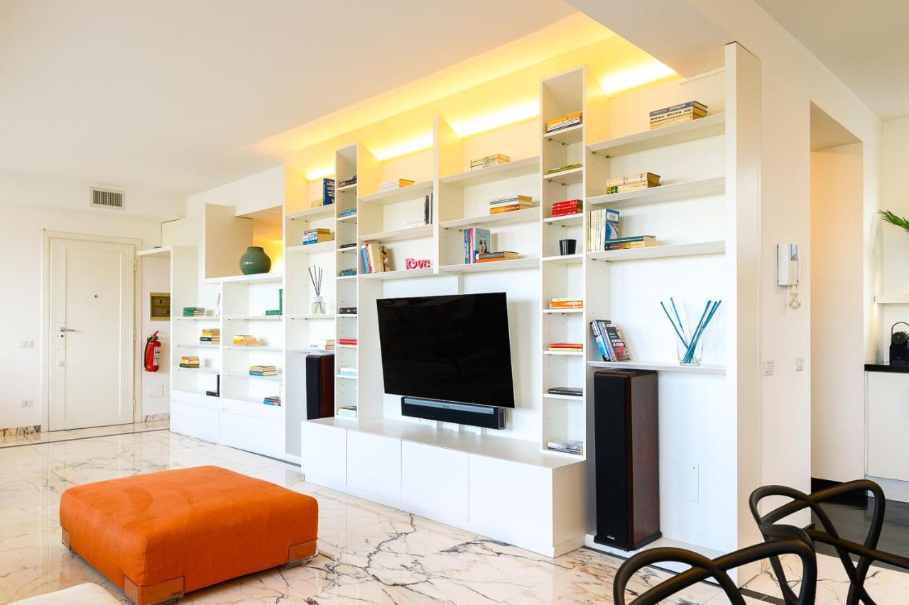 Peaceful Penthouse With Garage By Ndp Rent Apartment Rome Exterior photo